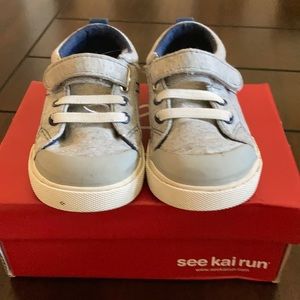 See Kai Run Toddler Shoes// Size 7